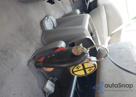 2010 Chrysler Town & Country New Lx from USA, damaged, VIN 2A4RR2D1XAR450297